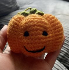 Little Crochet Pumpkin Pattern – Free – Beejui Creations