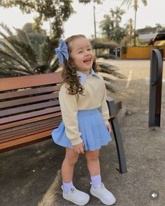 Bluey Inspired Outfit, Toddler Girl Outfit Ideas, Kindergarten Outfit, Toddler Ootd, Picture Day Outfits, Foto Baby, Baby Costumes