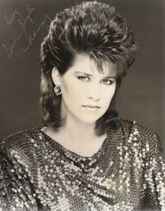 Short Feathered Haircuts, Feathered Haircuts, Nancy Mckeon, 1980s Hair, Tv Photo, Game Shows, Short Shag Hairstyles, Talk Shows, Beautiful Haircuts