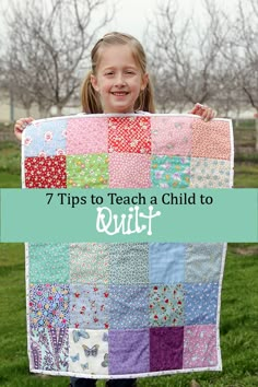 Children Projects, Little Dorrit, Quilts Patchwork, Teaching Sewing, Kids Quilts, Sew Ins, Teaching Children, Sewing Projects For Kids, Sewing Class