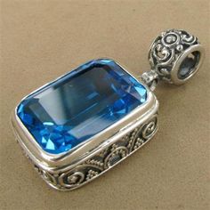 Blue Topaz Pendant Pretty Jewellery, Silver Blue, Sterling Silver Jewelry, Beautiful Jewelry, Topaz