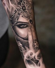 Dark Age Tattoo, Egyptian Queen Tattoos, Age Tattoo, Egyptian Eye Tattoos, Forearm Tattoo Ideas, Female Warrior Tattoo, Egyptian Tattoo Sleeve, Medusa Tattoo Design, Clock Tattoo Design