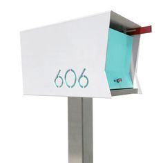 a close up of a mailbox with the number 600 on it's side