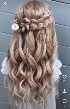 Kapsels Braided Tutorial, Hair Down With Braid, Half Up Half Down Braided, Pageant Hair, Hairstyles Indian, Hair Homecoming, Homecoming Hair Down, Flower Girl Hairstyles