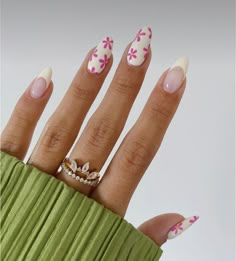 Pink Nails Blue Flowers, Pink And White Flower Nails, Milky White Nails With Flowers, Artsy Nails, Pink Flower Nails, Nail Vibes, Pink Chrome Nails, Happy Nails