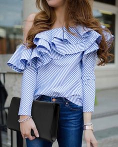 Hold the presses and STOP the party! Swanky One-shoulder Ruffle Striped Top featured by themrsgibby blog Mode Tips, Blazer Outfit, Elegante Casual, Mode Casual, Looks Chic, Date Outfits, Urban Chic, Fashion Mode