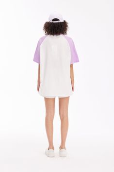 Details: Purple and white color collision, inserted shoulder sleeve design Letter print on the chest, exquisite details Made of pure cotton, natural and healthy Loose oversize version Materials & Care: Cotton 100% Hand wash | Dry clean Do not bleach Size & Fit: Model is 5'7", Bust 32, Waist 24, Hips 35, wearing a size S Item #: WM2TE26 Spring Raglan Sleeve T-shirt For Loungewear, White Cotton Raglan Sleeve Top, White Crew Neck T-shirt With Contrast Sleeves, Spring Loungewear T-shirt With Raglan Sleeves, Spring Cotton T-shirt For Daywear, White Short Sleeve Tops With Contrast Sleeves, Spring Cotton Tops With Contrast Sleeves, Cotton Crew Neck Tops For Daywear, Cotton Tops Crew Neck For Daywear