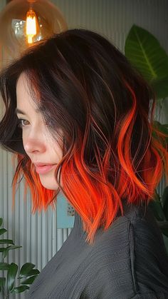 Hairdye Ideas, Fire Ombre Hair, Orange Ombre Hair, Flame Hair, Black Hair Ombre, Cheveux Oranges, Ideas For Black Hair, Hair Color Underneath, Vivid Hair Color