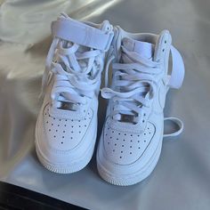 *Brand New* Never Worn. Too Small. Size 2.5 Youth Hard To Find. All White Nike Air Force Ones High For One Nike, Nike Air Force Mid, Nike Air Force 2, Nike Air Force High, All White Nike, Nike Airmax Plus, High Top Air Force, Navy Trainers, White Nike Air Force