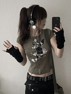 Estilo Hippy, Alice In Chains, Cool Fits, Edgy Outfits, 2000s Fashion