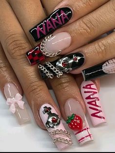 Nana Anime Nails Designs, Piercing Nail Art, Nana Nail Art, Piercing Nails Art Designs, Nana Osaki Nails, Visual Kei Nails, Nana Anime Nails, Nana Nails Anime, Nana Nails Inspired