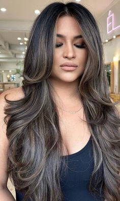 Black And Brown Dimensional Hair, Black Virgin Hair Balayage, Hair Color Ideas With Black Roots, Dark Brown Base Balayage, Dark Hair With Light Dimension, Dark Hair Extensions With Highlights, Blonde Highlights For Brown Skin, Full Head Balayage On Black Hair, Dark Blonde Balayage On Black Hair