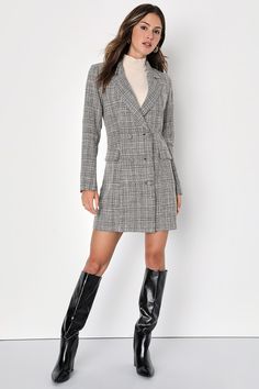 You'll own the office (or wherever you are!) in the Lulus Deluxe Desire Grey Tweed Long Sleeve Blazer Mini Dress! Chic woven wool-blend tweed shapes long sleeves with in-charge padded shoulders, and a collared bodice with stylish notched lapels. Dress has a unique, double-breasted design with functional buttons and front flap pockets. Skirt finishes with a flaring mini hem. Fit: This garment fits true to size. Length: Mid-thigh. Size medium measures 33.5" from shoulder to hem. Bust: Great for an Styling Blazer, Mini Dress With Boots, Tennis Dress Outfit, Outfit Ideas Work, Mini Dress Outfit, Double Breasted Dress, Long Green Dress, Blazer Mini Dress, Sweater Dress Outfit