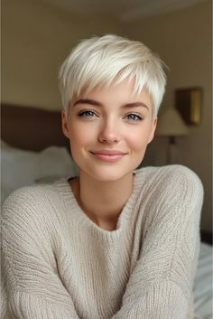 CREATIVE BOOSTER Buzzed Pixie, Very Short Pixie, Haircuts To Try, Short Sassy Haircuts, Sassy Haircuts, Very Short Hair, Pixie Haircuts, Short Pixie Haircuts, Short Pixie Cut