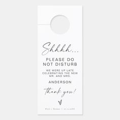 a white door hanger with the words sith please do not disturb