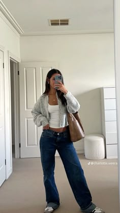 Blue Jean Outfits, Uni Outfits, Outfit Inspo Casual, Looks Street Style, Stockholm Fashion, Mode Inspo, Autumn Outfit, Outfit Inspo Fall, Basic Outfits