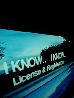 an advertisement on the side of a car that says know i know license & registration