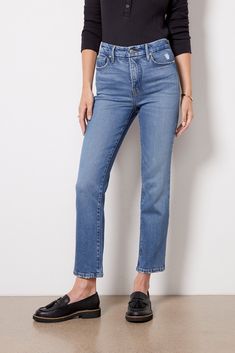 These Good American jeans will be your go-to denim staple. Finished with a hint of distressing at the pockets, these slim straight jeans feature a flattering high-rise fit, ankle-length hems, and versatile medium blue wash. Pair them with everything from a button-down to a tee and shacket. | GOOD AMERICAN Women's Legs Straight Jeans, Blue Straight Leg Ankle Jeans, Autumn Fashion Work, Drawstring Jeans, Good American Jeans, American Jeans, Brand Style Guide, Women Legs, Fashion 101, Classic Jeans