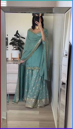 Indian Style Dress For Wedding, Indian Bridal Party Outfits, Indian Culture Clothing, Desi Suits For Women, Designs For Suits, Aesthetic Pakistani Suits, Outfit For Wedding Indian, Cute Embroidery Design, Desi Clothes Pakistani Outfits