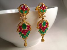 Long Earrings Indian, South Indian Earrings, Big Earrings Gold, Ruby Necklace Designs, Ruby Jewelry Necklaces, 22 Carat Gold Jewellery, Jewelry Necklace Simple, Haram Designs, Gold Haram