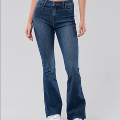 Brand New W/ Tag Hollister High Rise Flare Jeans! The Cutest Staple Flare Jean You Need In Your Closet! Dark Wash Flared Jean With Side Hem Slits Perfect Condition, Never Worn, Tags Still On Size 1 Regular Length (Waist 25, Length 31) Originally $59 Jeans Flared Jeans Pinterest Vintage Thrifted Hollister Brandy Melville American Eagle Pacsun Pants Trip List, Brown Flares, Velvet Flare Pants, Dark Wash Flare Jeans, Jeans Flared, Pacsun Pants, High Rise Flare Jeans, Flair Jeans, Red Flare