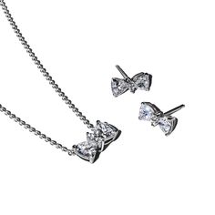 From Pandora, wrap her up in bows with the Sparkling Bow Jewelry Gift Set, a classic symbol with a unique twist. This set includes a sterling silver necklace and matching stud earrings adorned with hand-set cubic zirconia. These elegant icons embody the essence of love and affection, reflecting the ties that hold us together. Show your loved ones they are a gift. All that's missing is a bow. Pandora Style #: B802516 Pandora Bow Earrings, Pandora Bow Set, Pandora Bow Necklace, Pandora Bow Collection, Bow Things, Pandora Set, Stylish Jewelry Accessories, Pandora Bracelet Charms Ideas, Silver Jewelry Necklaces