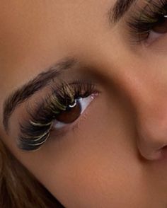 AZ LASH TECH| HYPELASHS on Instagram: “Lashes are a MUST 💛💛💛 🍯BOOK YOUR APPOINTMENT 📲 #hypelashs #volumelashes #booknow #coloredlashes #wispylashes #cammynguyenllc…” Lash Artist Tattoo Ideas, Artist Tattoo Ideas, Tech Tattoo, Artist Tattoo, Lash Tech, Wispy Lashes, Volume Lashes, Lash Artist, Book Your Appointment