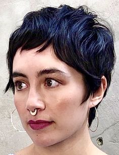 Shaggy Bob Mullet, Short Pixie Grey Hair, Short Pixie Shag Haircut, Plus Size Buzzcut Women, Short Curly Pixie Round Face, Mixie Pixie Haircut, Shaggy Pixie Cuts Round Face, Pixie Cut For Round Face Plus Size, Shag Pixie Cut