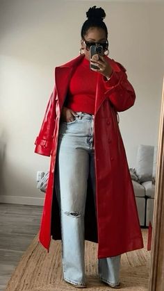 Looks Black, Classy Casual Outfits, Red Coat, Fashion Mistakes, Looks Chic, Fall Fashion Outfits, New Classic, Mode Inspiration, Lookbook Outfits