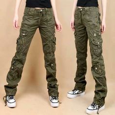 Very cute Cargo Pants Curvy, Look Hip Hop, Womens Cargo Pants, Army Cargo Pants, Womens Cargo, Stile Casual Chic, Women Cargo Pants, Camo Jeans, Special Clothes