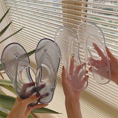 Find many great new & used options and get the best deals for Summer Women's Transparent Flip Flops Shoes Slippers Beach Shoes Pvc Sandals at the best online prices at eBay! Free shipping for many products! Jelly Crystals, Clear Sandals, Summer Flip Flops, Summer Slippers, Jelly Shoes, Flip Flop Shoes, Beach Shoes, Sandals Summer, Candy Colors