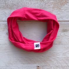 Keep your cutie looking fashionable with this adorable Bright Pink Cotton Knit  Infinity scarf!  This stylish Infinity scarf works just like a bib with helping to catch all of your little ones drool, but looks so much better. This infinity scarf acts as the perfect accessory! To minimize excess shrinkage, all of our materials have been pre-washed in baby-safe/chemical-free laundry soap. We do our best to show our products as true to life as possible, but please note due to differences in monitor Toddler Infinity Scarf, Scarf Kids, Modern Scarf, Scarf Summer, Baby Scarf, Kids Scarf, Laundry Soap, Knit Infinity Scarf, Summer Scarves