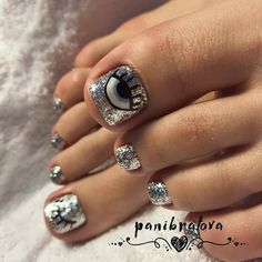 Nails Evil Eye, Pedicure Gel, Feet Nail Design, Evil Eye Nails, Toe Nail Color, Pretty Toe Nails, Cute Toe Nails, Eye Nails