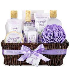 Green Canyon Spa Beauty Gift Set for Your Loved One! Our spa gift set is pampering bath and body products help to rejuvenate tired muscles and stiff joints, smooth and fresh skin for a luxurious bath experience Relaxing Holiday Gifts for Her: Best way to treat yourself or a loved one with our indulgent gift set, Bath and body spa set baskets is perfect birthday gift for women, Christmas, Valentine's Day, Mother's Day, and Halloween or other special occasions Luxurious Gift Set Includes: Shower G Bath Gift Basket, Bath And Body Gift Set, Weaved Basket, Lavender Spa, Lavender Gifts, Gift Baskets For Women, Spa Gift Basket, Bath Gift Set, Christmas Wedding Gifts