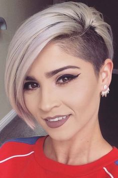 Stylish Undercut Women Hair Ideas ★ Hair For Special Occasions, Side Haircut, How To Style Short Hair, Side Shave, Pixie Hair Cuts, Undercut Hair, Shaved Hair Cuts, Long Hair Cut, Style Short Hair