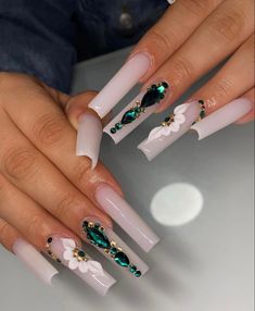 Ongles Bling Bling, Gold Acrylic Nails, Long Acrylic Nails Coffin, Acrylic Nails Coffin Pink