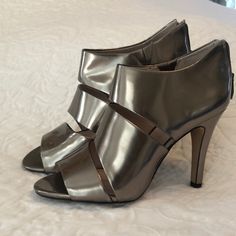 Metallic Pewter Colored Pumps. Brand New Never Worn! Pewter Color, Vince Camuto Shoes, Vince Camuto, Shoes Women Heels, Shoes Heels, Size 7, Pumps, Women Shoes, Brand New