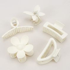 PRICES MAY VARY. 【Multi-Hair Clips Set】A package contains 5 different styles and sizes with White claw clips, including Large Cross/Medium Rectangle/Medium Meniscus/Medium Flower/Small Butterfly. Multiple choice to hold all type of hairstyles, thin/medium/thick hair. One set meet all popular hair clips styles needs. 【Soft Matte Finish】Made of soft matte material hair clips with a rubberizing coating, won't hurt your scalp. Claw clips has sufficient thickness to ensure that will not easy to break Hair Clips Styles, Claw Clip Aesthetic, Aesthetic Hair Clips, Cute Claw Clips, White Hair Clips, Clip Aesthetic, Claw Clips For Thick Hair, Clips For Thick Hair, Hair Clips Cute