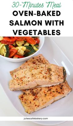 oven baked salmon with vegetables Salmon With Skin, Salmon With Vegetables, Tasty Vegetables, Cooking Fish, 30 Minute Meals Easy, Oven Baked Salmon, Lemon Salmon, How To Cook Fish, Fish Recipe