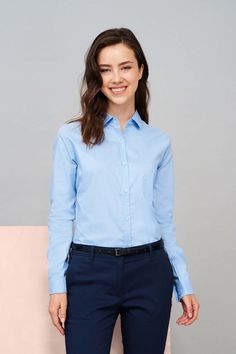 Shirt Business, Tone On Tone, Tie Blouse, Cut Shirts, Photoshoot Poses, Spring Summer Outfits, Cut And Style, Business Women