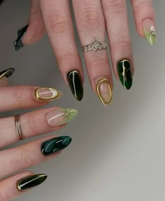 Nails Green And Brown, Green Brown And Gold Nails, Brown And Green Nails, Rave Nails, Gucci Nails, Gel Toe Nails, Cute Simple Nails, Nail Tattoo, Nails Only