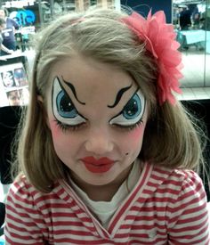 https://www.facebook.com/photo.php?fbid=10151469619839725=a.54867434724.63011.54627674724=1 Makeup Clown, Halloweenský Makeup, Halloween Make-up Looks, Strašidelný Halloween, New Makeup Ideas, Creepy Halloween Makeup, Painting Halloween, Cool Halloween Makeup, Halloween Makeup Scary