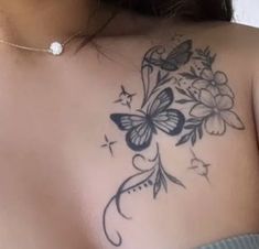 Small Cute Chest Tattoo Female, Flower Tattoo On Chest, Tattoo Papillon, Inspo Tattoo, Tattoo Designer, Jagua Henna, Tattoos Inspiration