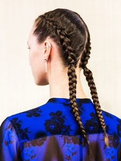 Spotted: Dutch Boxer Braids at Creatures of the Wind, AW16 at NYFW. Dutch Boxer Braids, Boxer Braids Tutorial, Inverted French Braid, Eye Shadow Makeup Ideas, Hair Mood Board, Ghana Braids Hairstyles