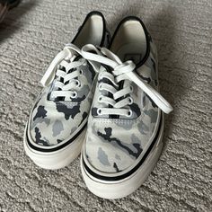 Grey And White Camo Vans Look Brand New Besides Spreading Of Color In Inner Footbed (Pictured) Camo Vans, Van Color, White Camo, Womens Vans, Vans Shoes, Womens Shoes Sneakers, Gray White, Grey And White, Camo