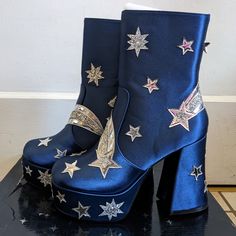 Discontinued Horoscopez Dolls Kill Shooting Star Platforms In New Condition. Very Beautiful Designs And Rare. Silky And Shiny Material ()* Space Aesthetic Outfit, Star Platforms, Shoe Reference, Weird Shoes, Boots Diy, Painting Shoes, Dolls Kill Shoes, Things I Need To Buy, Star Boots