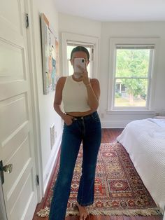 "Super cool pair of vintage denim by the brand Fresno. There's some minor fading and fraying at ankles, but in otherwise great condition! They have a slight flare at the ankle and a medium rise. They are tagged as a size 9/10 but waist measures as 28\". Inseam is 29 \"" Mama Jeans, Wrangler Vintage, Vintage Calvin Klein, Jeans Mom, Vintage Denim Jacket, Vintage Wrangler, Buffalo Ny, Brown Leather Jacket, Womens Jeans