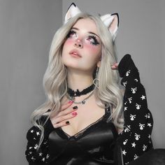 Diy Goth Clothes, Cute Egirl, E Girl Makeup, Chica Punk, Character Profiles, Egirl Aesthetic, Alt Girls, Cute Makeup Looks