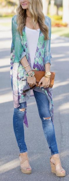 Omg!  This watercolor print kimono! ❤❤❤ 2015 Outfits, Spring 2015 Fashion, Kimono Outfit, Style Casual Chic, Cooler Look, Outfit Trends, Kimono Jacket, Mode Vintage