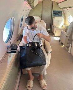 All Posts • Instagram Airport Fits, Super Rich Kids, October 8, Man Style, Hermes Handbags, Classy Casual, Hermes Bags, Airport Outfit